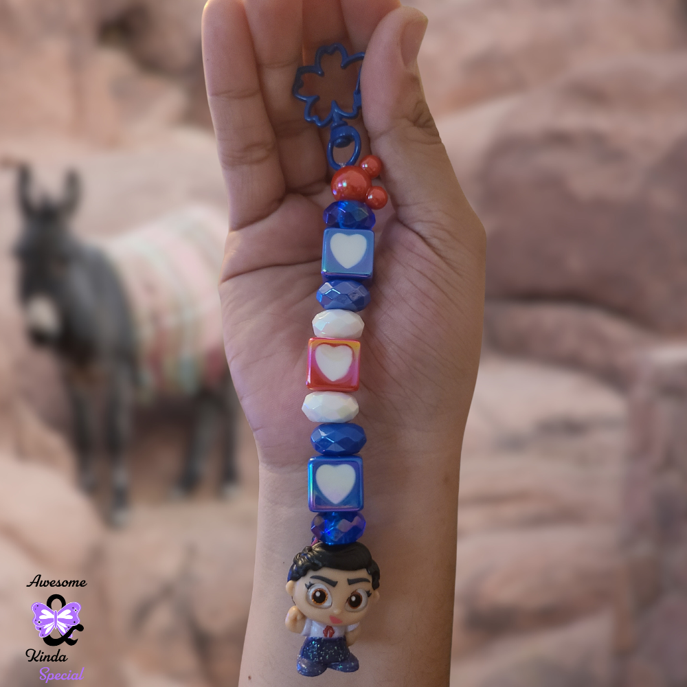 FAMILIA MADRIGAL | Keychain