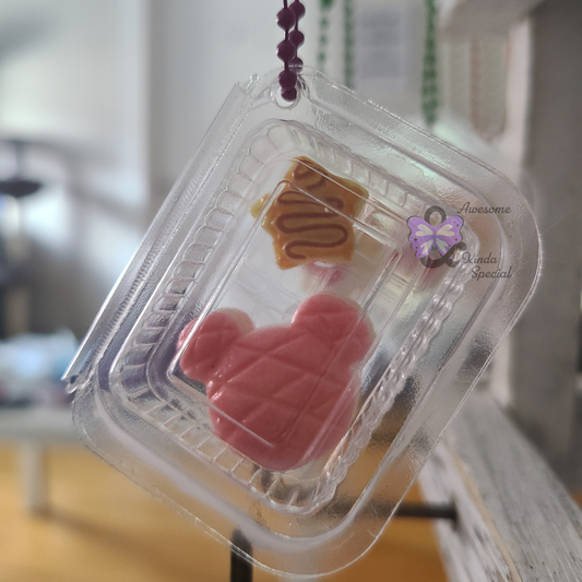 To Go Containers- Mouse Ears Macaroon in Pink | Keychain