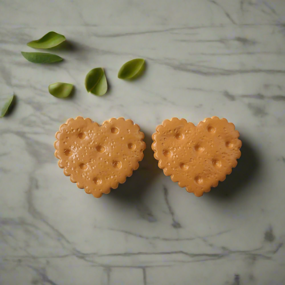 HEART BISCUIT | Stud Earrings